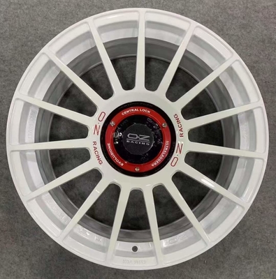 OZ που συναγωνίζεται τις σφυρηλατημένες Monoblock ρόδες Superturismo Evoluzione WRC