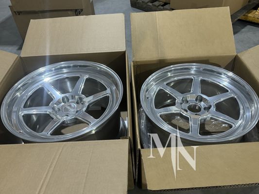 5x114.3 Τεχνουργία τροχών αυτοκινήτων για την Nissan 350Z 370Z Λευκό ασημένιο φινίρισμα
